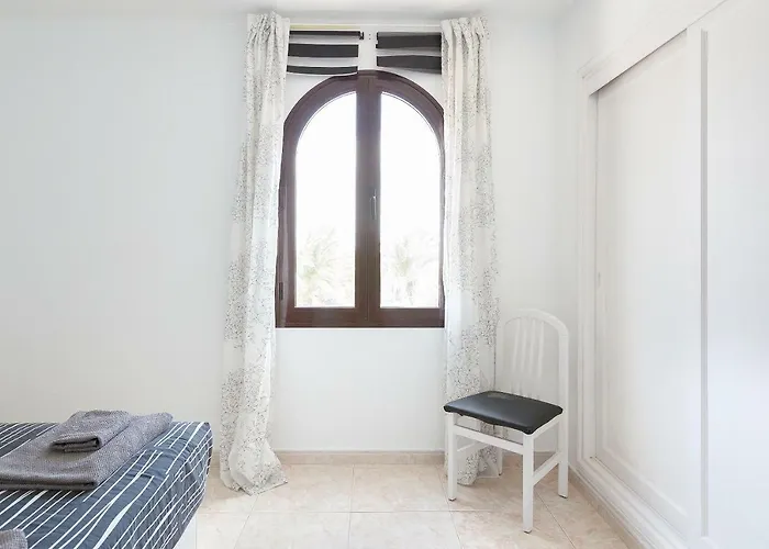 Daruma Costa Teguise